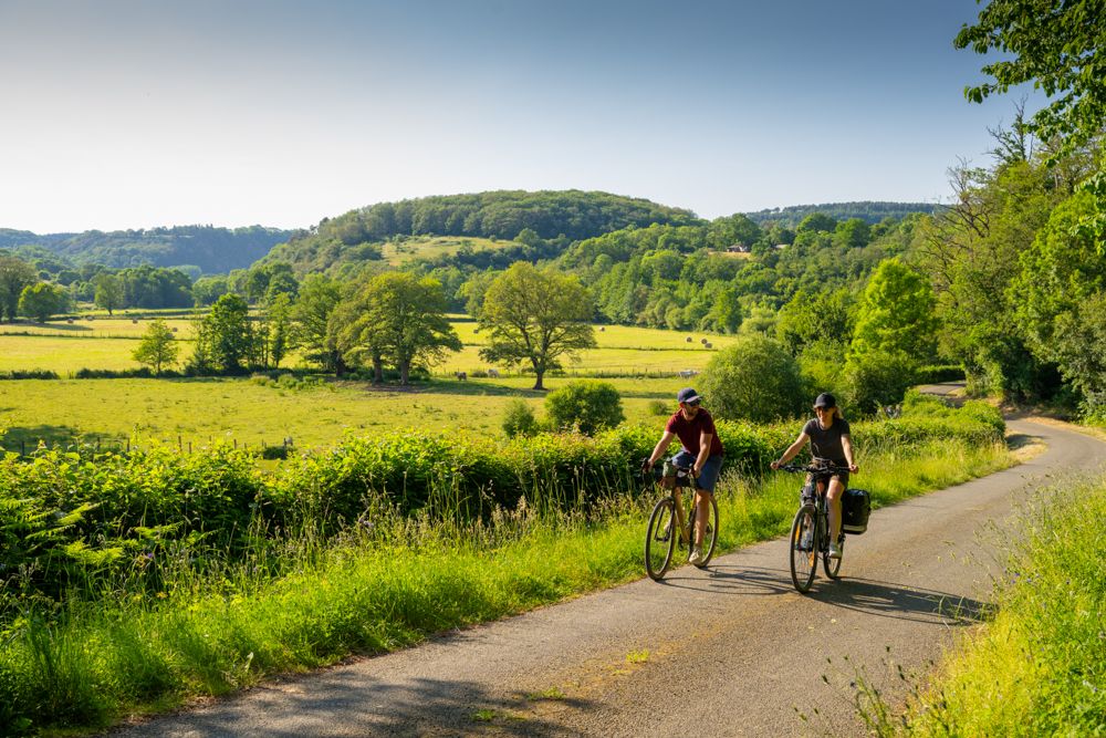 chateau de vauloge : velobuissonniere